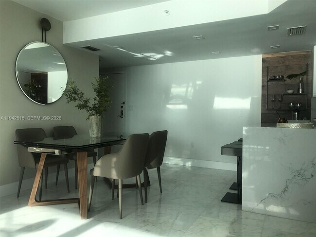 Building Photo - 800 Claughton Island Dr