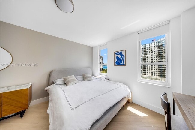 Building Photo - 701 Brickell Key Blvd