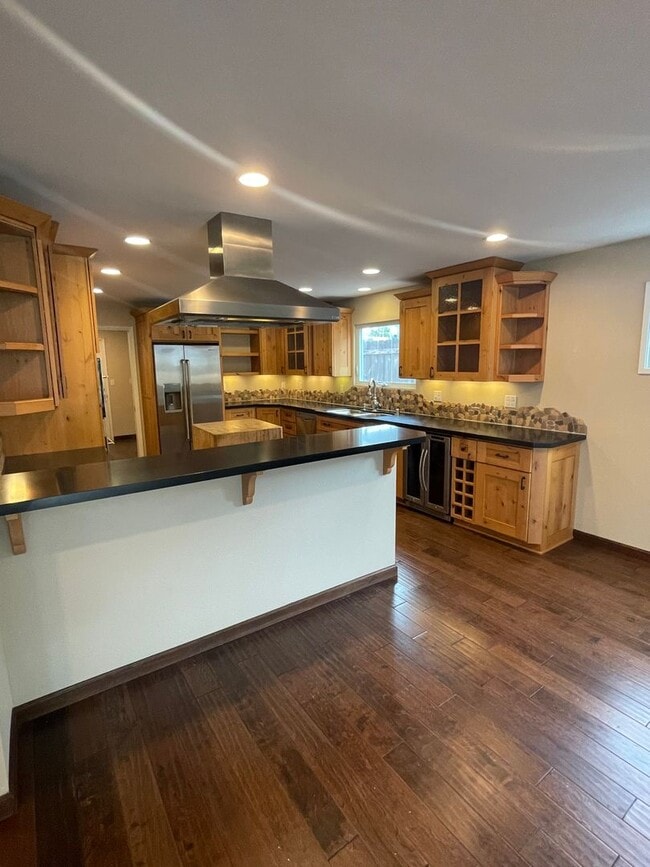 Building Photo - Clairemont Beauty - Welcome Home!