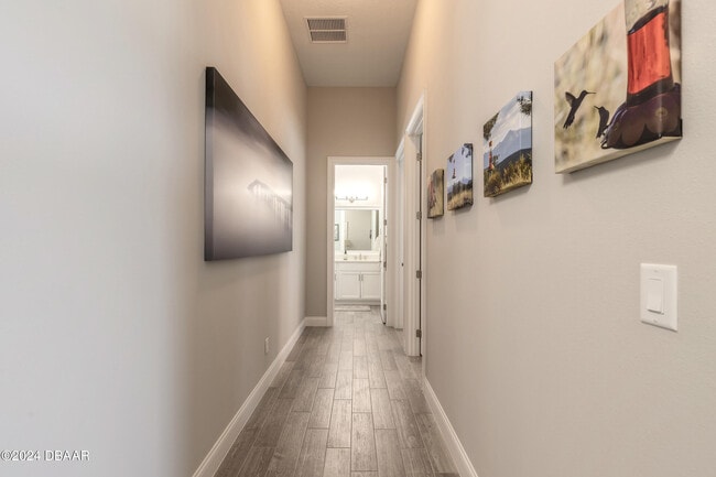 Building Photo - 205 Cyan Ave