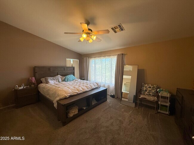 Building Photo - 389 S Cottonwood Dr