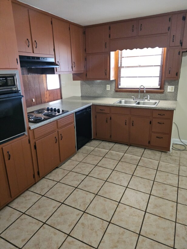 Building Photo - 3101 Cabriolet Trail