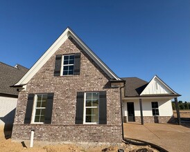 Building Photo - 486 Sunflower St