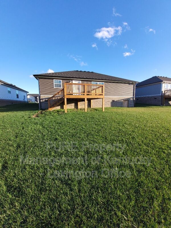 Building Photo - 521 Sapphire Dr
