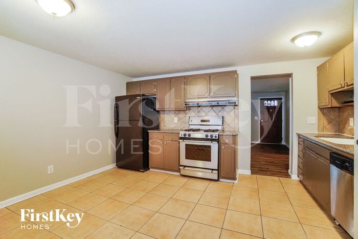 Building Photo - 1061 Harwood Dr