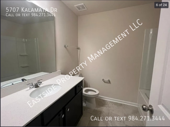 Building Photo - 5707 Kalamata Dr