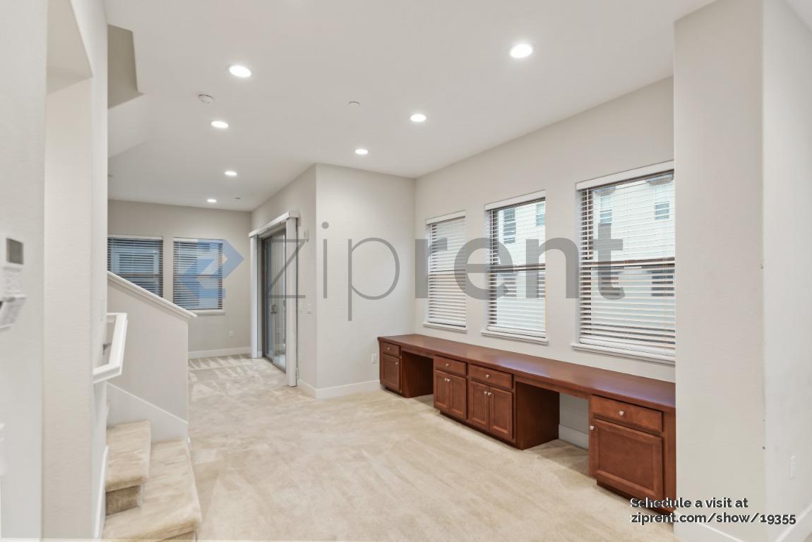 Building Photo - 1752 Hazelnut Ln