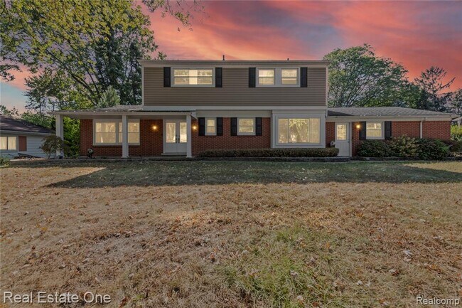 Building Photo - 26641 Greythorne Trail