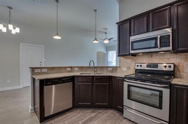 Building Photo - 1011 Skyview Ct