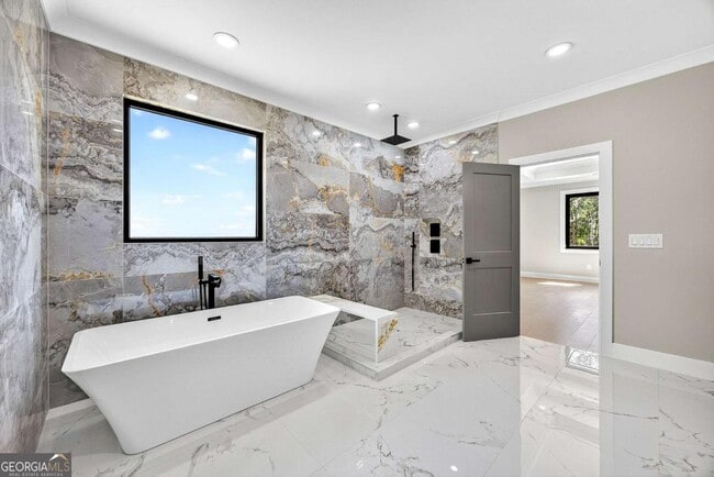 Building Photo - 83 Deer Cyn Dr