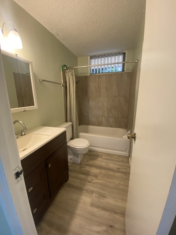 Building Photo - 95-273-273 Waikalani Dr