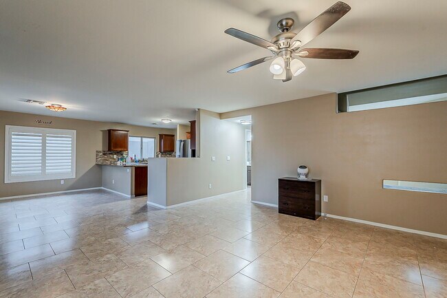 Building Photo - 11354 W Austin Thomas Dr