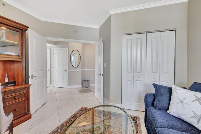 Building Photo - 775 NW Flagler Ave