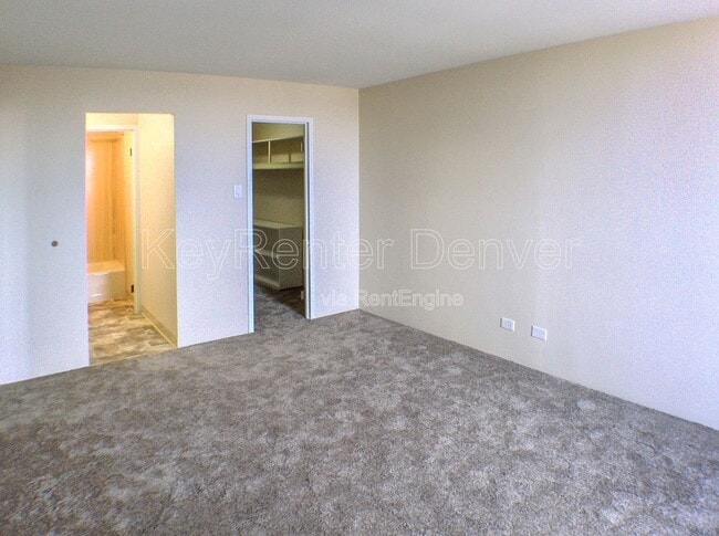 Building Photo - 480 S Marion St Pkwy