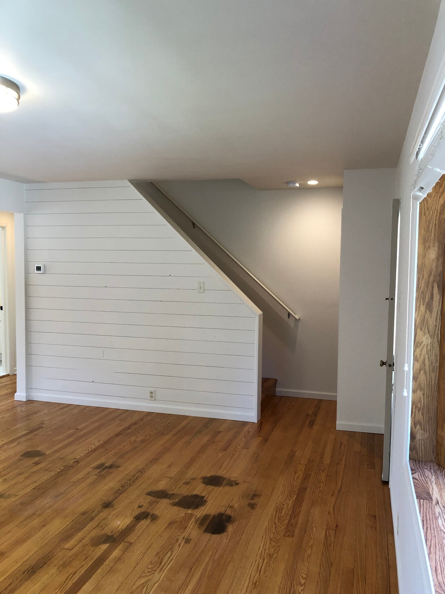 Building Photo - 1608 Linden Ave