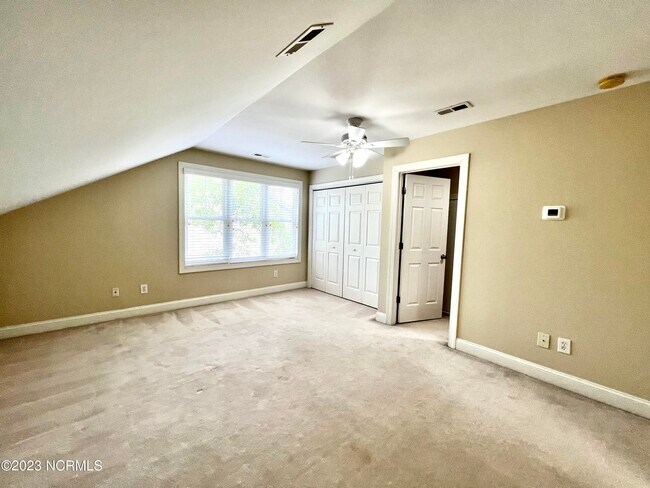 Building Photo - 514 Wallington Rd