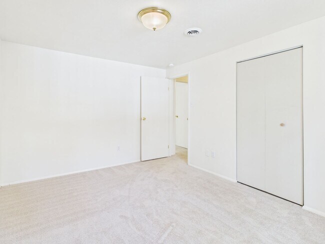 Building Photo - 13102 Morning Hill Ln