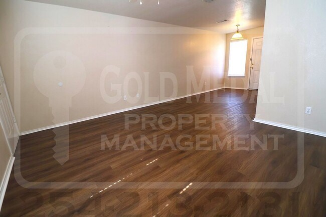 Building Photo - 1708 Spring Rose Cir