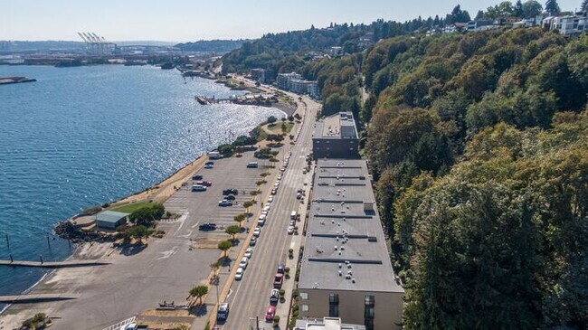 Building Photo - Enormous Waterfront Alki Condo w/ Stunning Views and Rare 2-Car Secure Parking