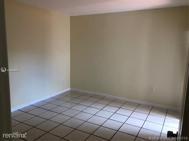 Building Photo - 2 br, 2 bath Condo - HIGHLANDS AT KENDALL LKS