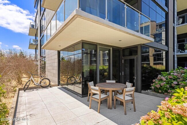 Building Photo - 30 Melrose Terrace