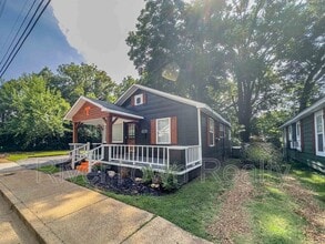 Building Photo - 1633 Orr St