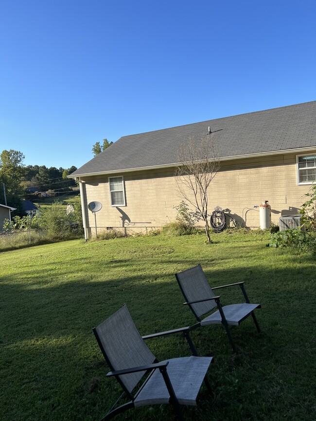 Building Photo - 5109 Kelly Dr
