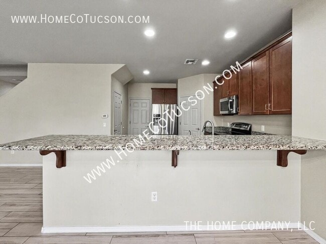 Building Photo - 2808 N Silkie Pl