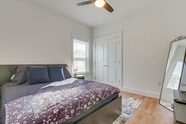 Building Photo - Gulf Breeze - 3 Bedroom, 2 Bathroom