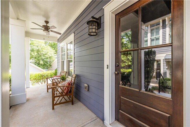 Building Photo - 1002 Braeburn Ln
