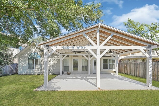 Building Photo - 18819 Forest Deer Rd