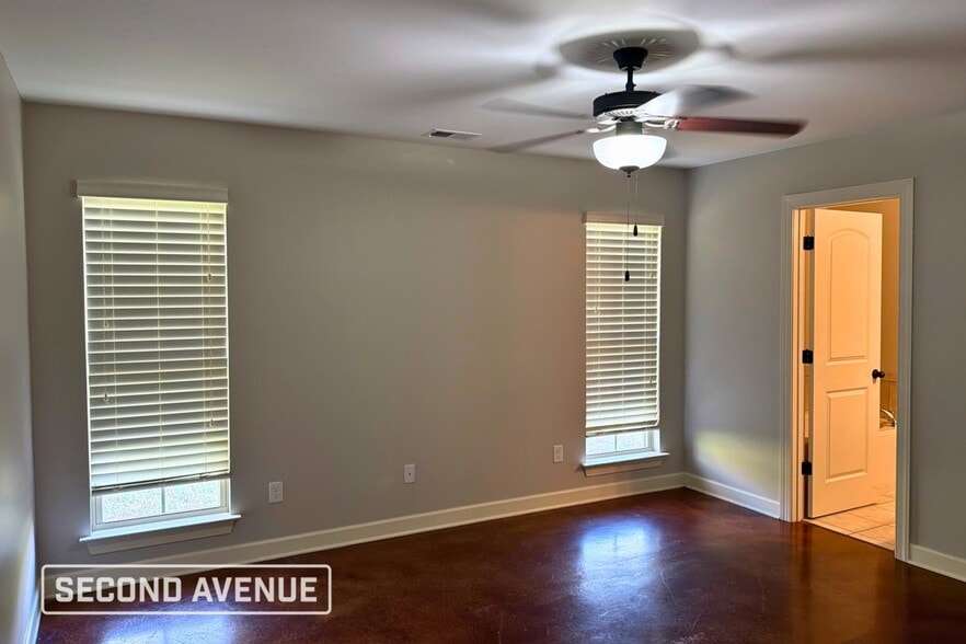 Building Photo - 8943 Smith Ranch Dr