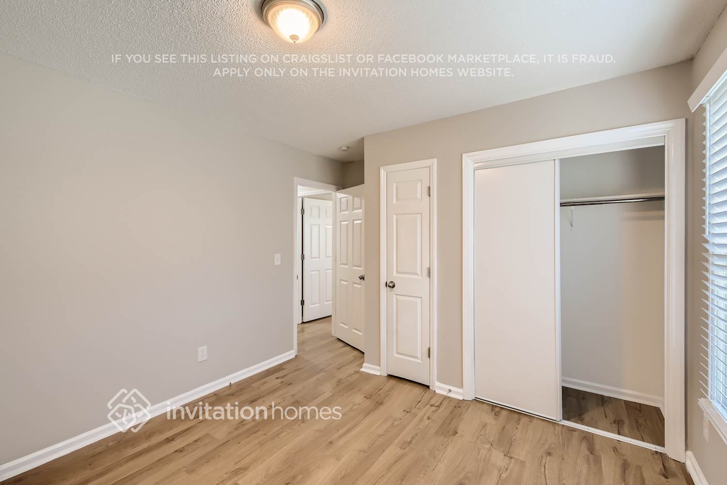 Building Photo - 6837 Van De Rohe Dr