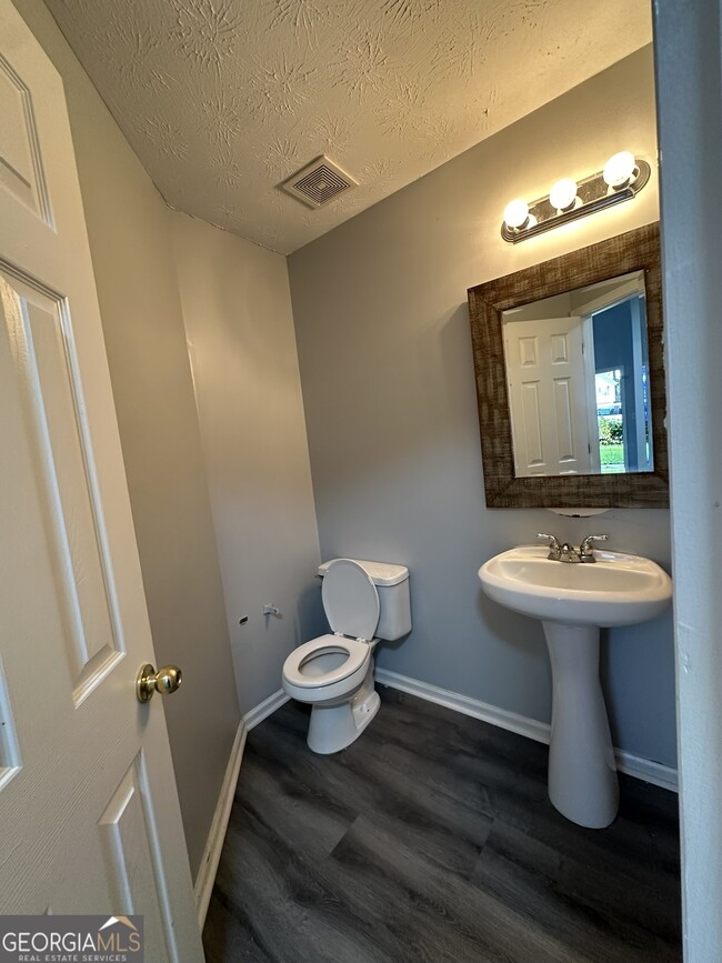 Building Photo - 2917 Partin Pl