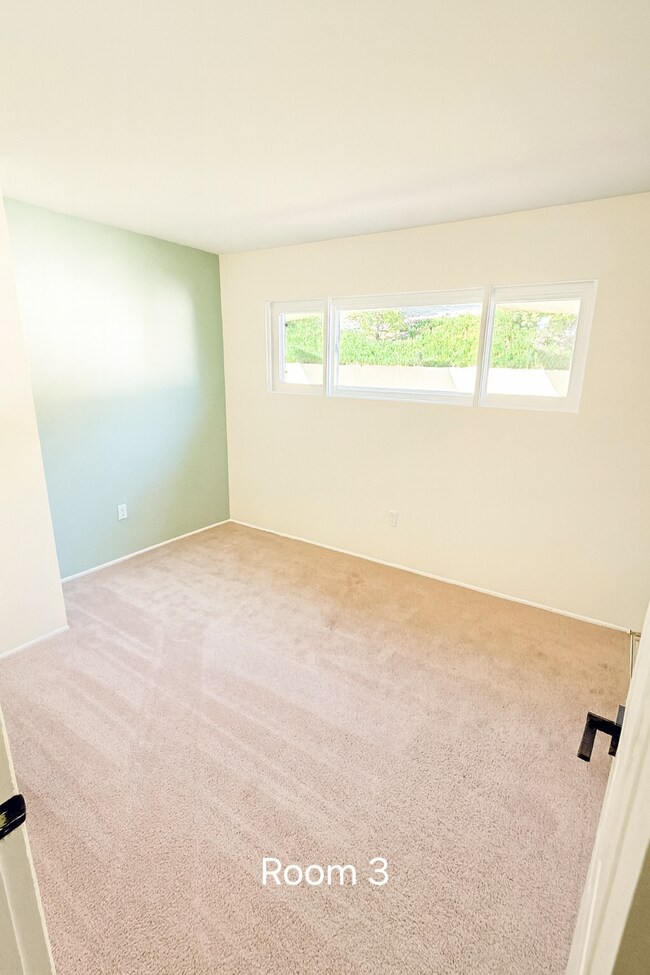 Building Photo - 4122 Lewis St