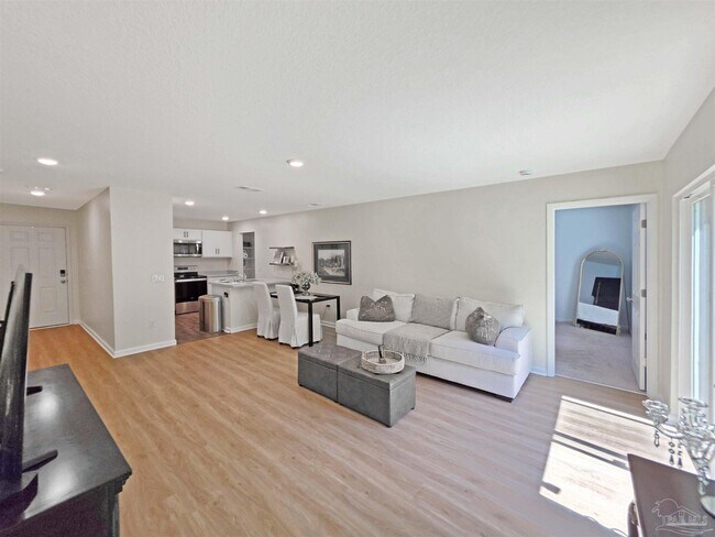 Building Photo - 6465 June Bug Dr
