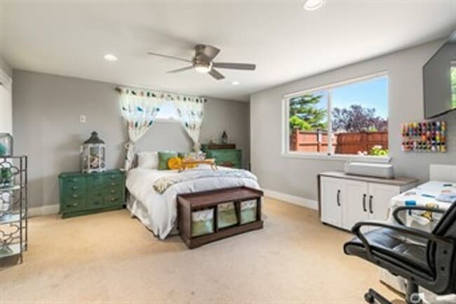 Building Photo - Gorgeous 5 Bedroom Home with Bayview - Bir...