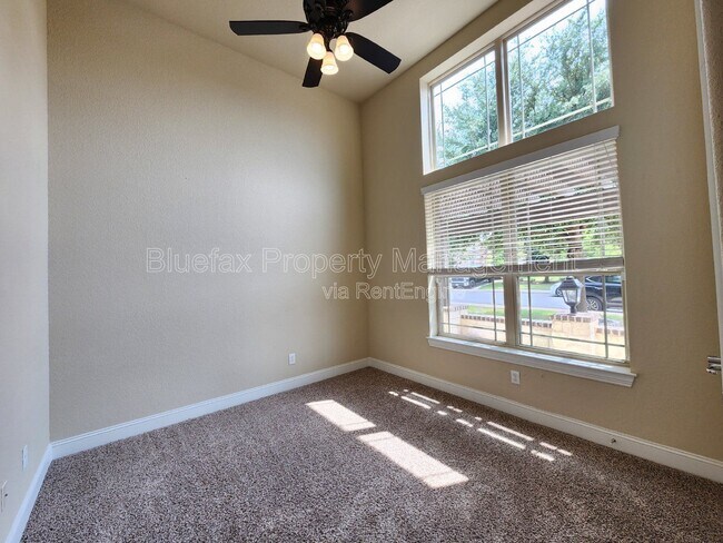 Building Photo - 11523 Lily Blair