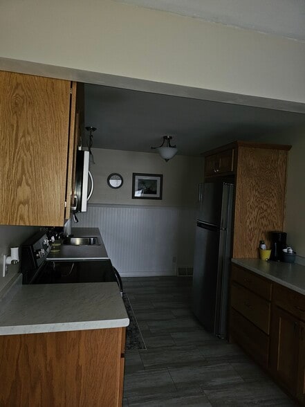 Building Photo - 918 12th St