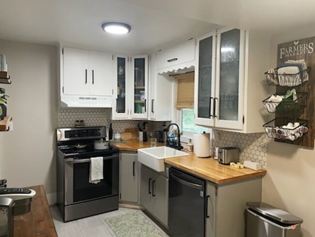 Building Photo - Cozy Cascade Home!