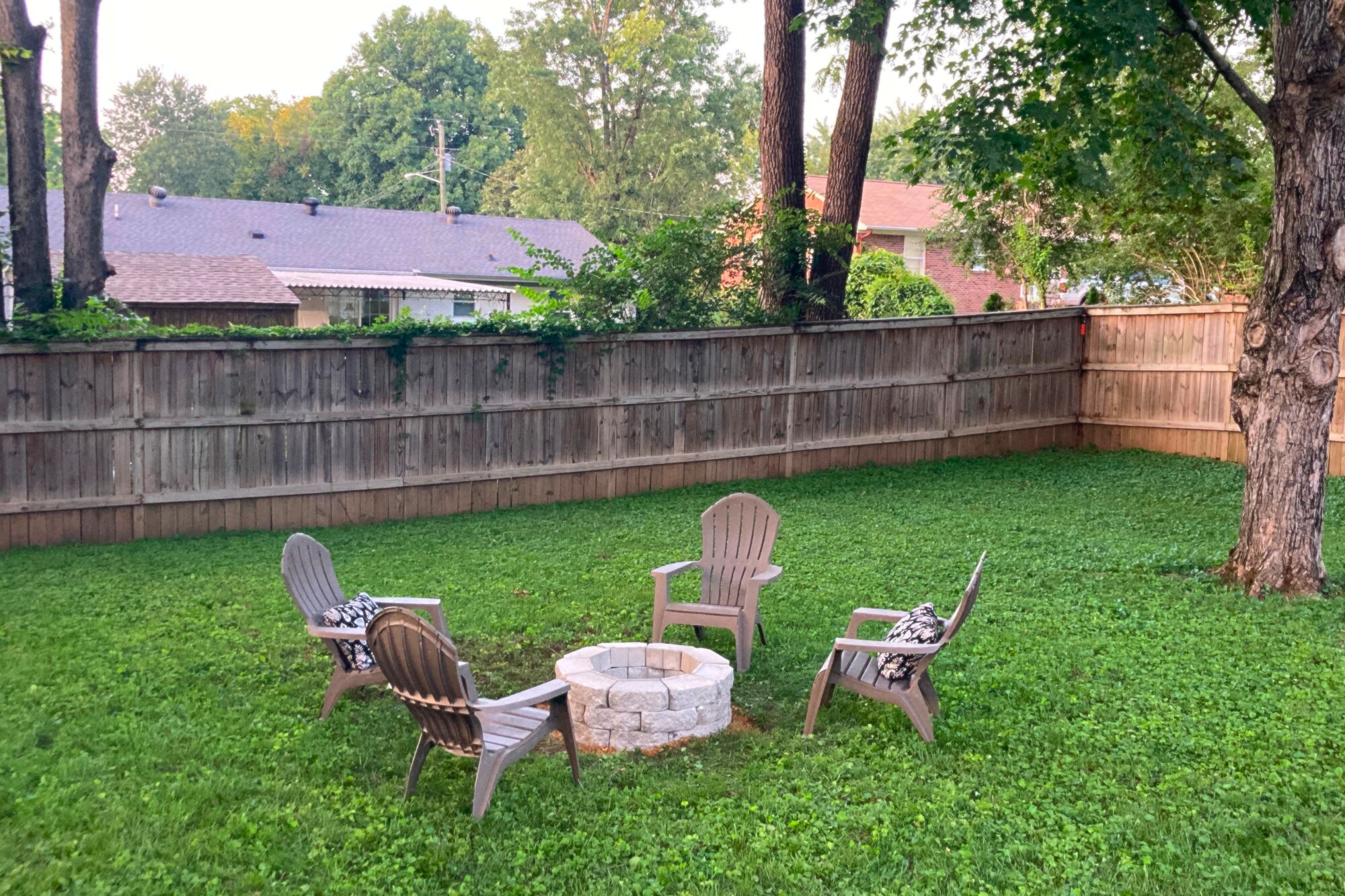 Building Photo - 414 Figuers Dr