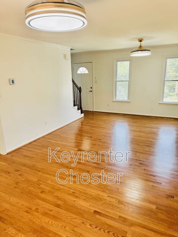 Building Photo - 11019 Sassafras Dr