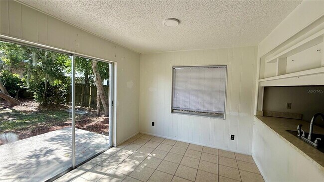 Building Photo - 202 Century Blvd