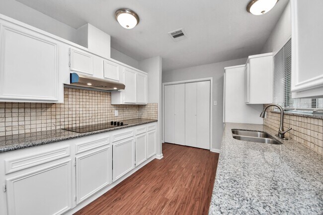 Building Photo - 16714 Britford