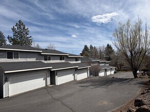 Building Photo - 1700nw9