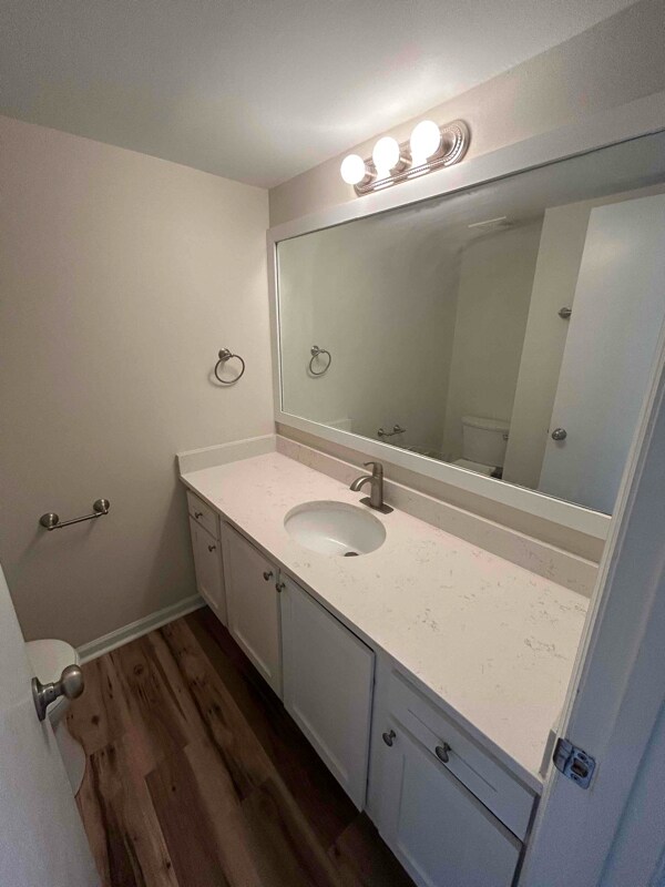 Building Photo - 1021 Hunters Trce