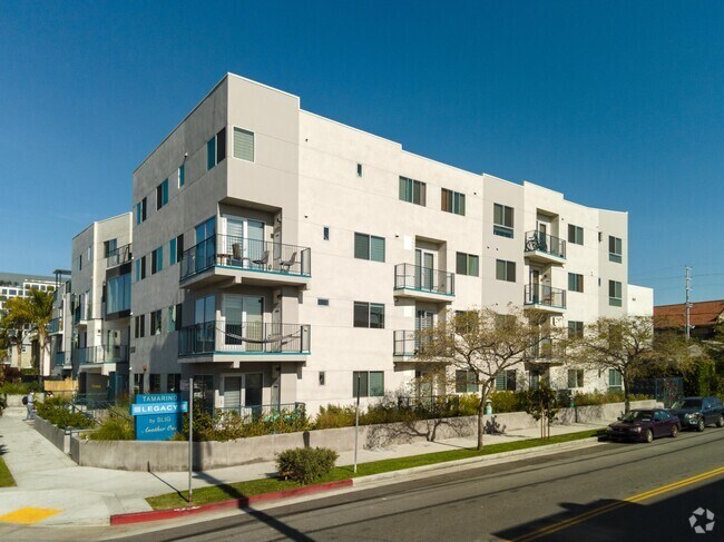 JAN 2022 - 5917 Fountain Ave