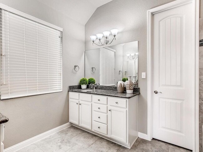 Building Photo - 928 Purple Moor Pass