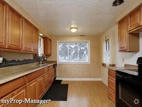 Building Photo - Beautiful/Updated - TEXT ONLY(971) 704-4675?