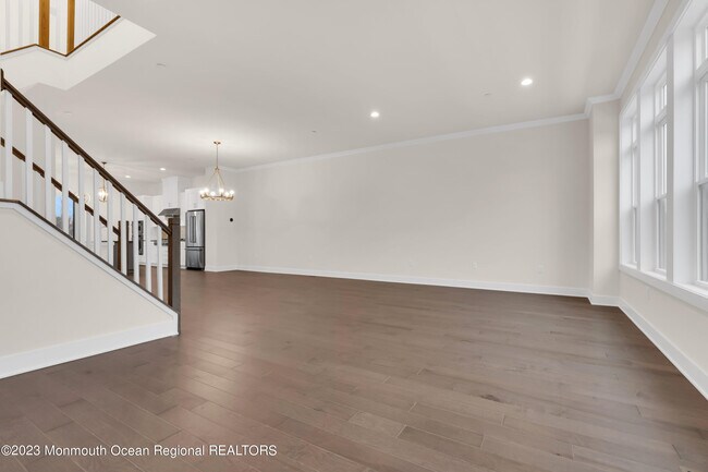 Building Photo - 5 Blaisdell Ct